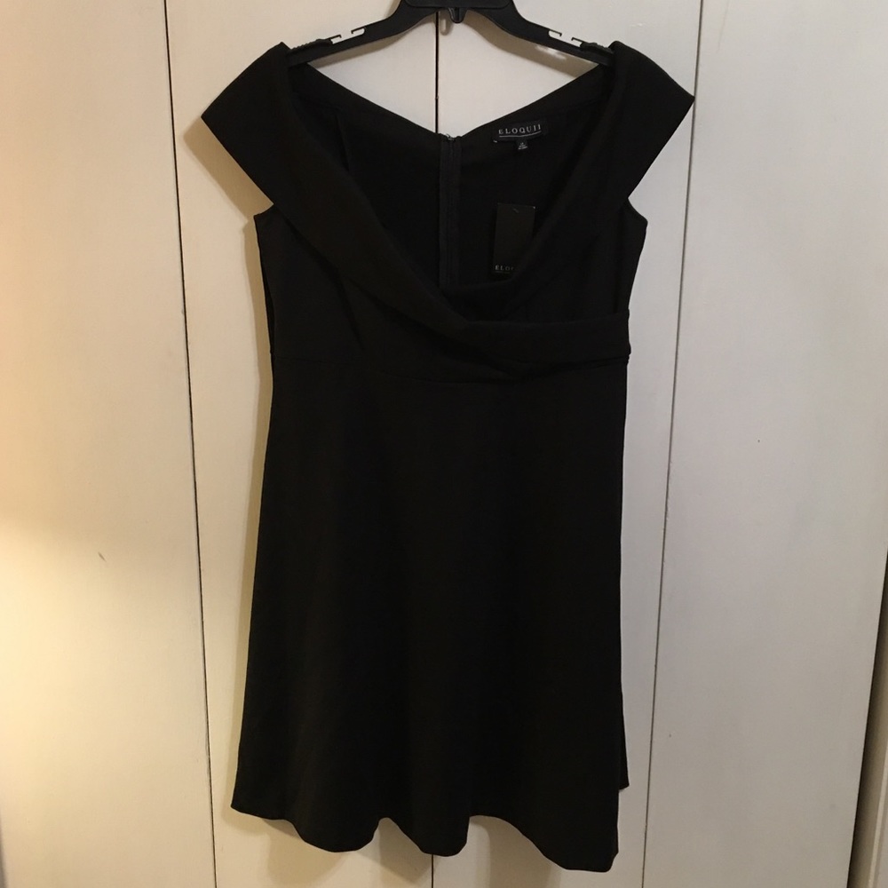 💃🏻 Off the Shoulder Wrap Waist Eloquii Dress